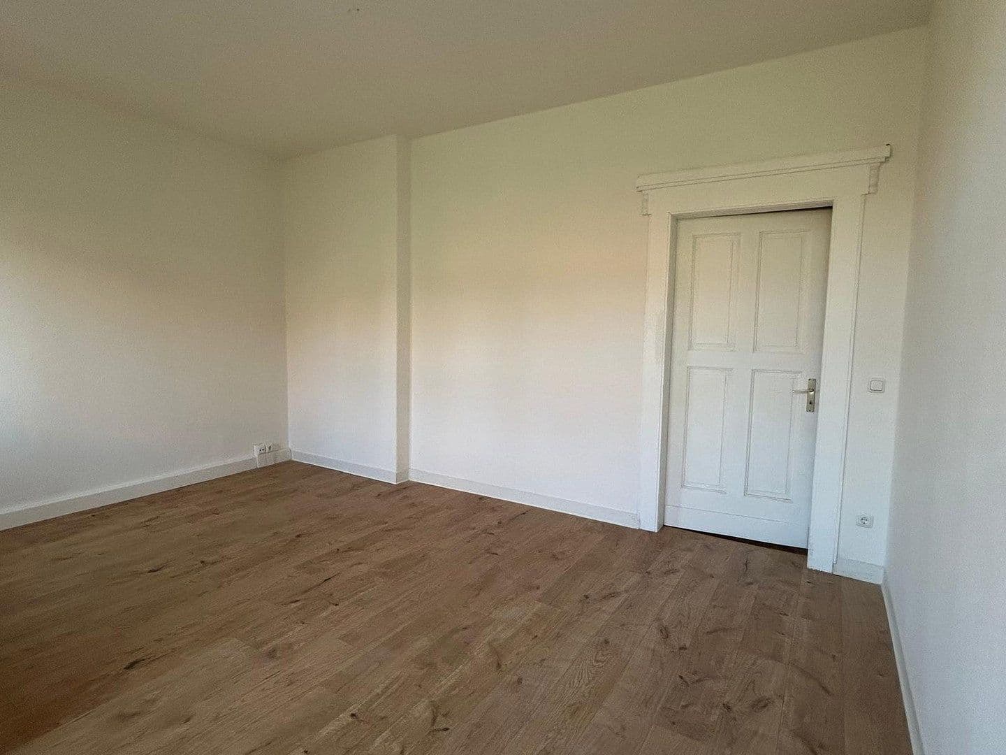 Pronájem bytu 5+1 150 m², Paracelsusstraße 2c, Halle (Saale), Sasko-Anhaltsko Pronájem bytu 5+1 150 m², Paracelsusstraße 2c, Halle (Saale), Sasko-Anhaltsko