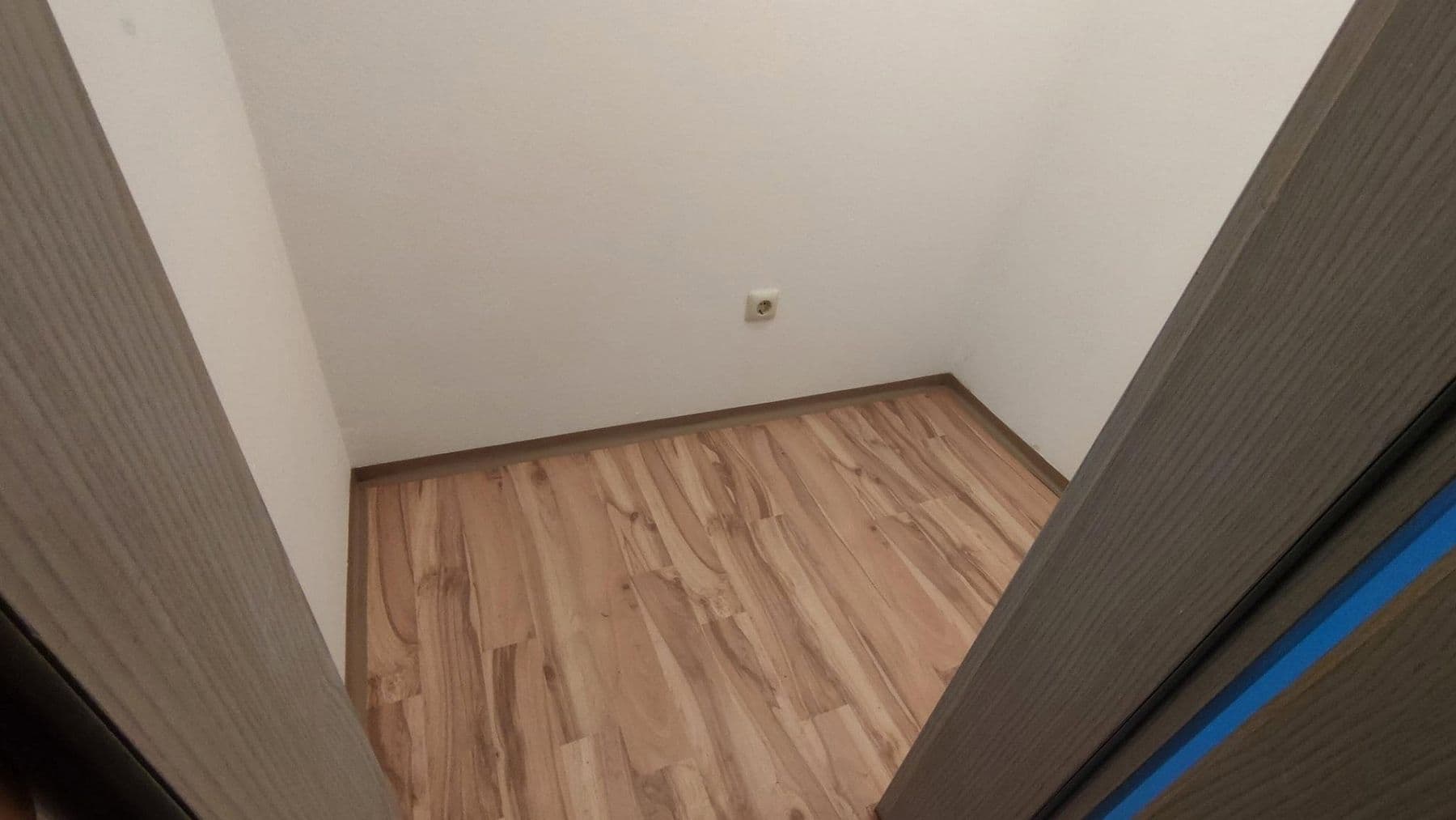 Pronájem bytu 3+1 65 m², Guerickestraße 8, Schwandorf, Bavorsko Pronájem bytu 3+1 65 m², Guerickestraße 8, Schwandorf, Bavorsko