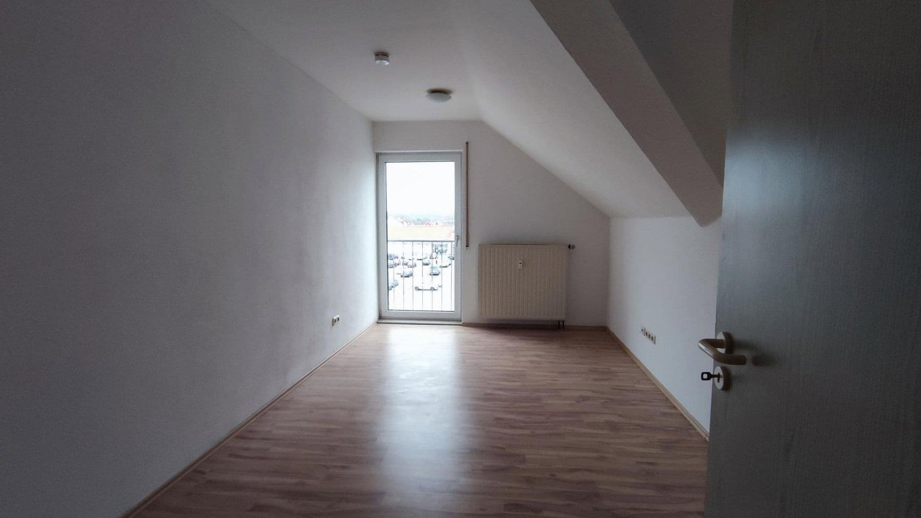 Pronájem bytu 3+1 65 m², Guerickestraße 8, Schwandorf, Bavorsko Pronájem bytu 3+1 65 m², Guerickestraße 8, Schwandorf, Bavorsko