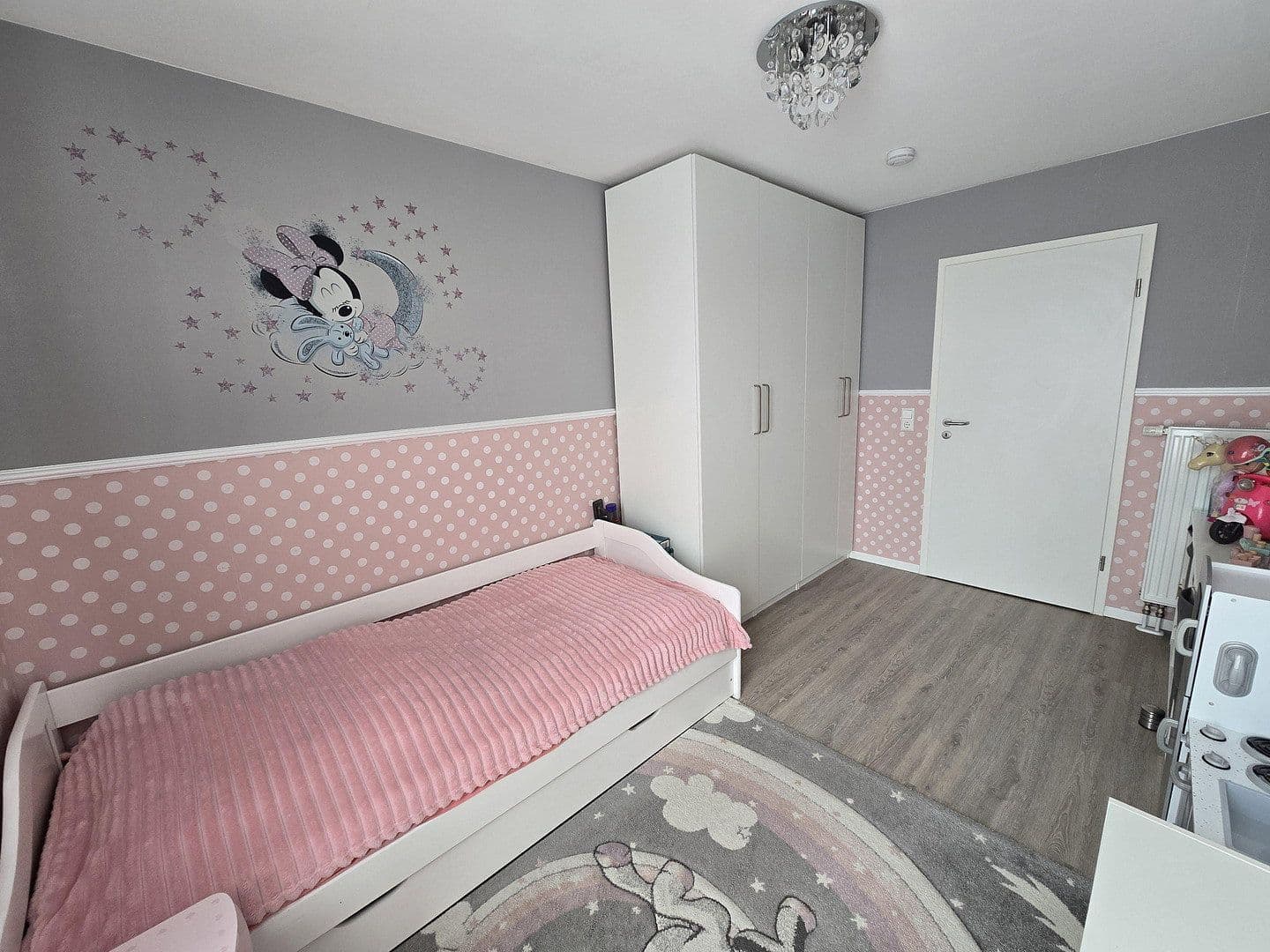 Prodej domu 140 m², pozemek 150 m², Hemmingen, Bádensko-Württembersko Prodej domu 140 m², pozemek 150 m², Hemmingen, Bádensko-Württembersko