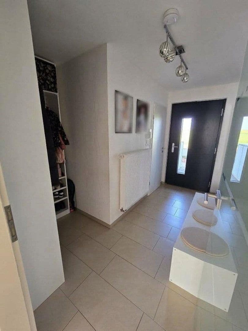 Prodej domu 140 m², pozemek 150 m², Hemmingen, Bádensko-Württembersko Prodej domu 140 m², pozemek 150 m², Hemmingen, Bádensko-Württembersko