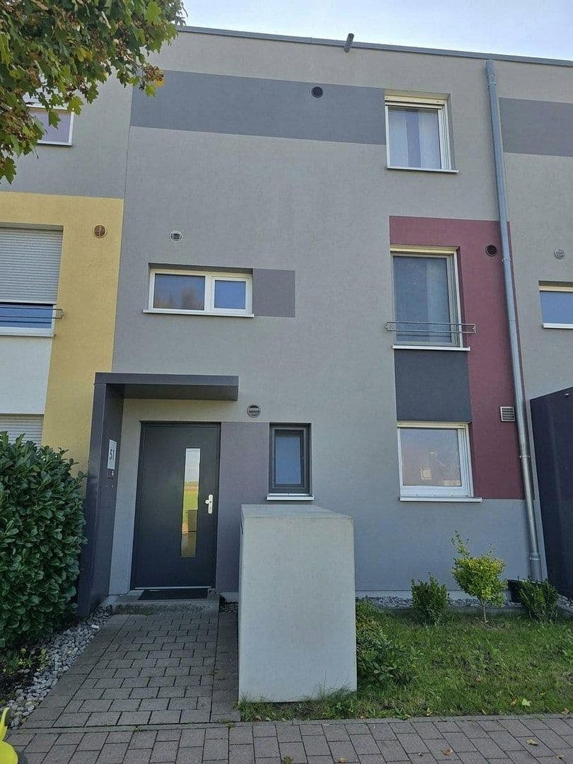 Prodej domu 140 m², pozemek 150 m², Hemmingen, Bádensko-Württembersko Prodej domu 140 m², pozemek 150 m², Hemmingen, Bádensko-Württembersko