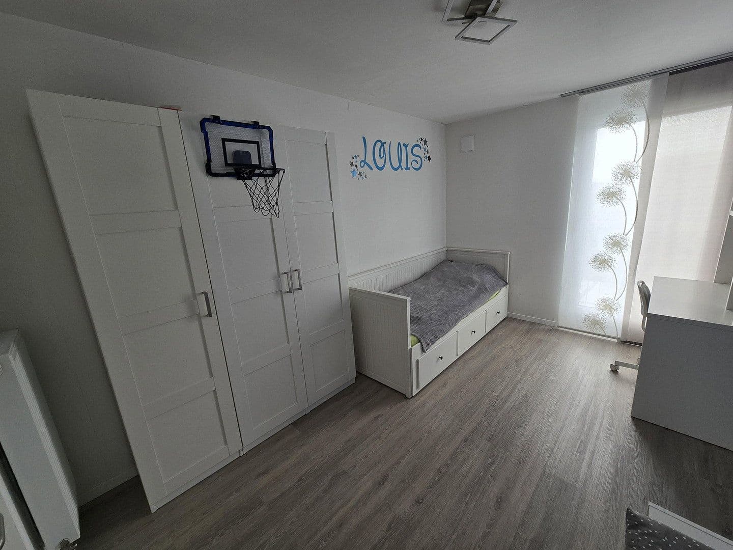 Prodej domu 140 m², pozemek 150 m², Hemmingen, Bádensko-Württembersko Prodej domu 140 m², pozemek 150 m², Hemmingen, Bádensko-Württembersko