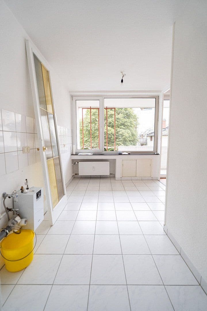 Pronájem bytu 3+1 75 m², Frankfurt, Hessen Pronájem bytu 3+1 75 m², Frankfurt, Hessen