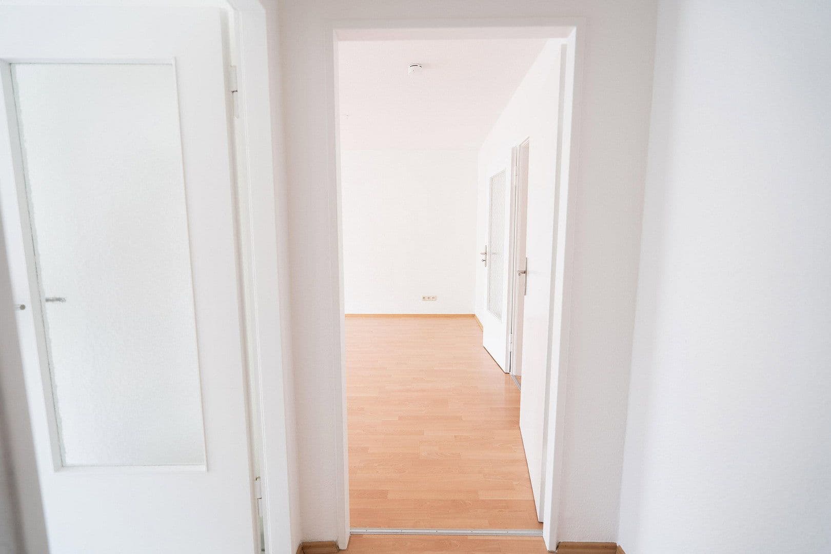Pronájem bytu 3+1 75 m², Frankfurt, Hessen Pronájem bytu 3+1 75 m², Frankfurt, Hessen