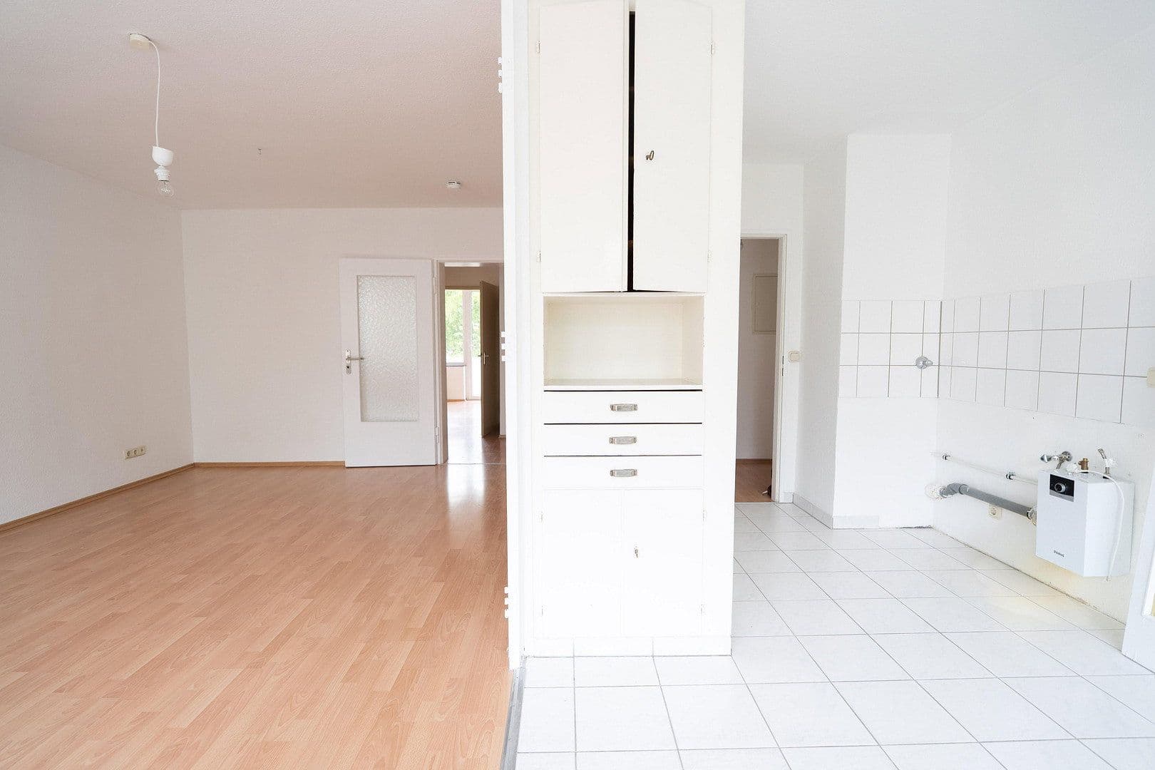 Pronájem bytu 3+1 75 m², Frankfurt, Hessen Pronájem bytu 3+1 75 m², Frankfurt, Hessen