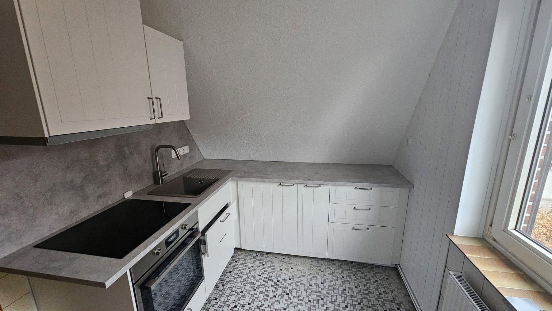 Prodej domu 515 m², pozemek 974 m², Itzehoe, Šlesvicko-Holštýnsko Prodej domu 515 m², pozemek 974 m², Itzehoe, Šlesvicko-Holštýnsko
