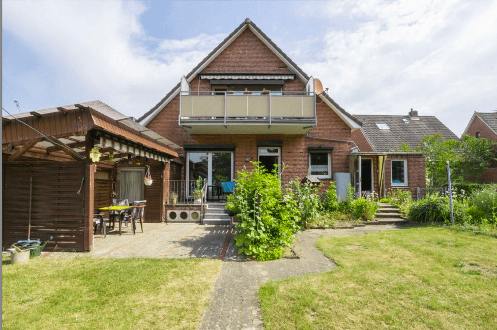 Prodej domu 515 m², pozemek 974 m², Itzehoe, Šlesvicko-Holštýnsko Prodej domu 515 m², pozemek 974 m², Itzehoe, Šlesvicko-Holštýnsko