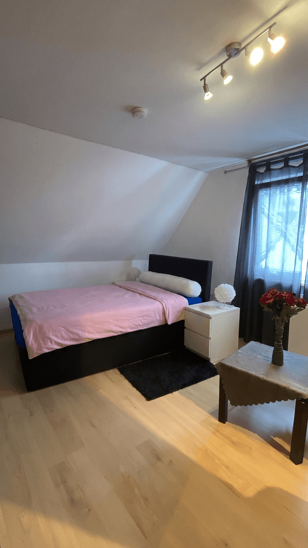 Prodej domu 314 m², pozemek 200 m², Dortmund-Huckarde, Severní Porýní-Vestfálsko Prodej domu 314 m², pozemek 200 m², Dortmund-Huckarde, Severní Porýní-Vestfálsko