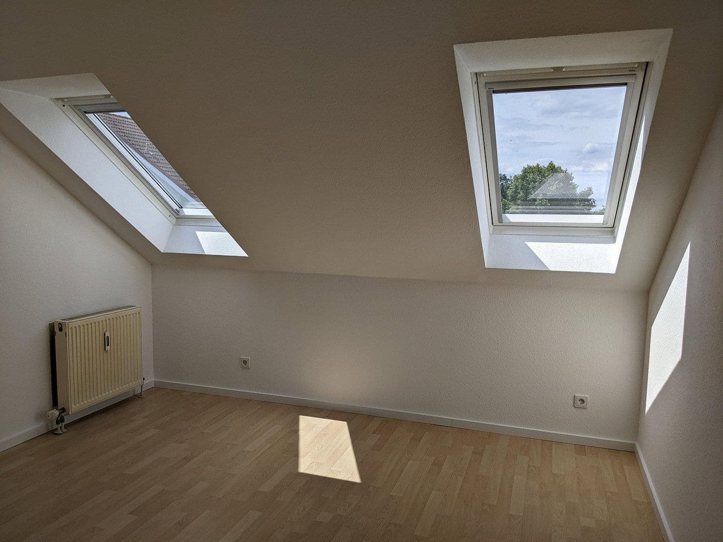 Pronájem bytu 3+1 68 m², Brühl, Bádensko-Württembersko Pronájem bytu 3+1 68 m², Brühl, Bádensko-Württembersko