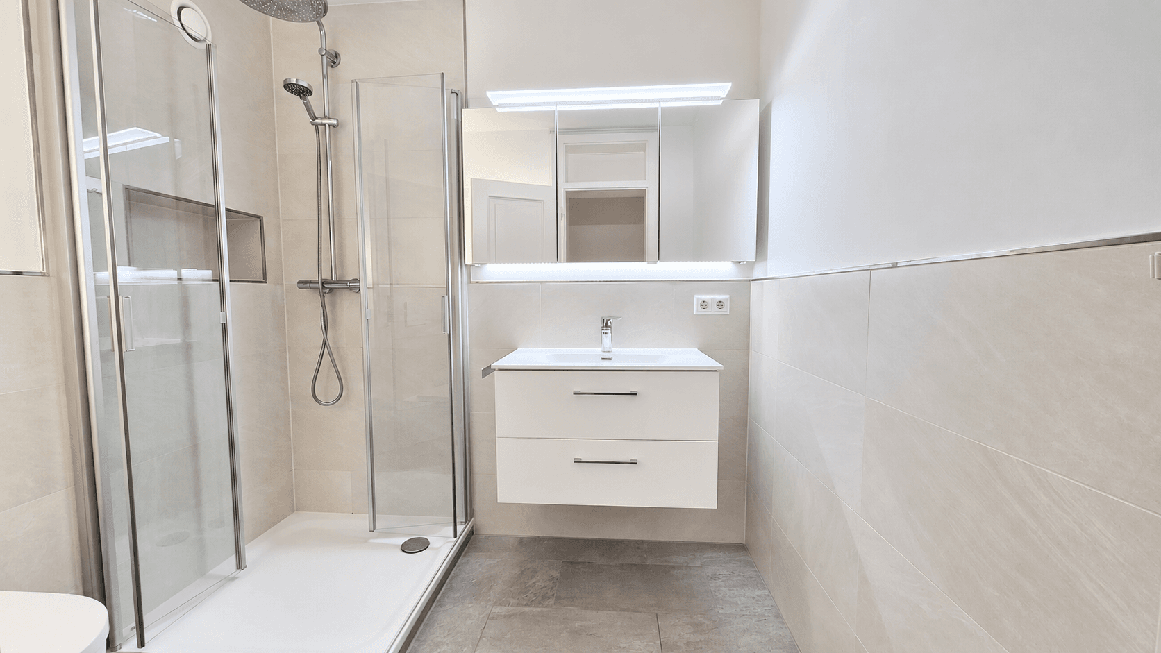 Prodej bytu 3+kk 104 m², Oedenstockacher Straße 1, Putzbrunn, Bavorsko Prodej bytu 3+kk 104 m², Oedenstockacher Straße 1, Putzbrunn, Bavorsko