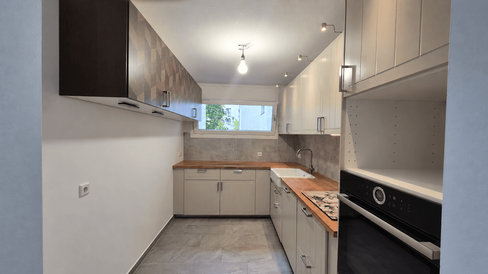 Prodej bytu 3+kk 104 m², Oedenstockacher Straße 1, Putzbrunn, Bavorsko Prodej bytu 3+kk 104 m², Oedenstockacher Straße 1, Putzbrunn, Bavorsko