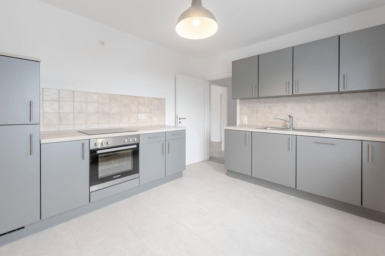 Pronájem bytu 3+1 86 m², Hauptstrasse 11, Bensheim, Hessen Pronájem bytu 3+1 86 m², Hauptstrasse 11, Bensheim, Hessen