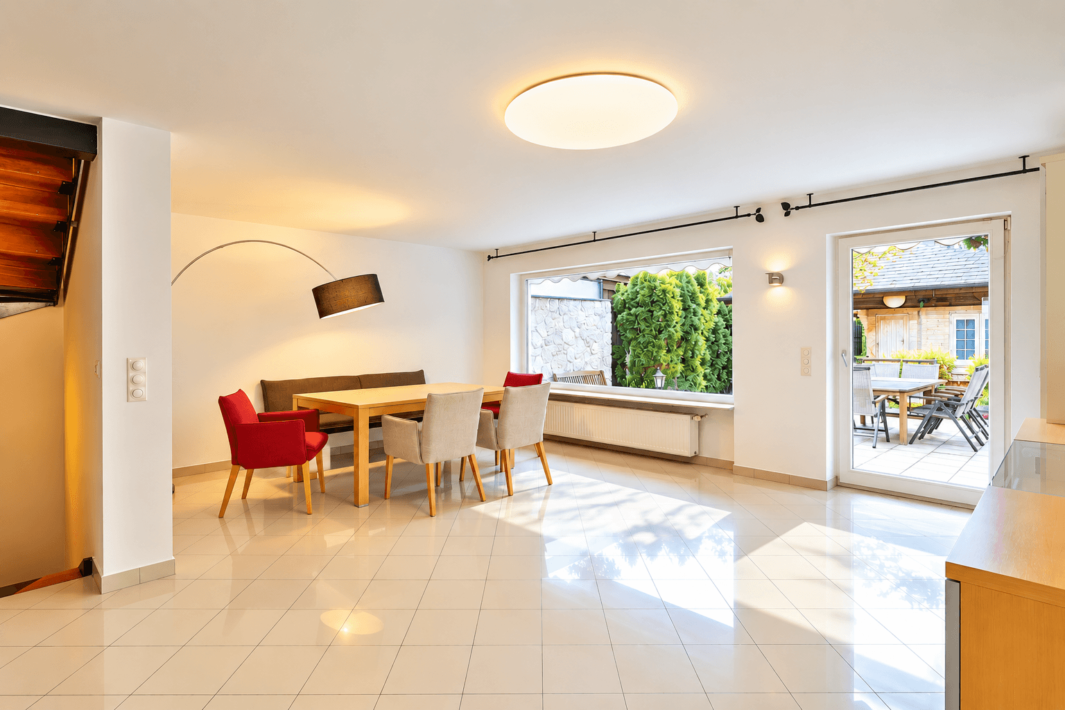 Prodej domu 205 m², pozemek 500 m², Hainbuchen Str. 18, Taufkirchen, Bavorsko Prodej domu 205 m², pozemek 500 m², Hainbuchen Str. 18, Taufkirchen, Bavorsko