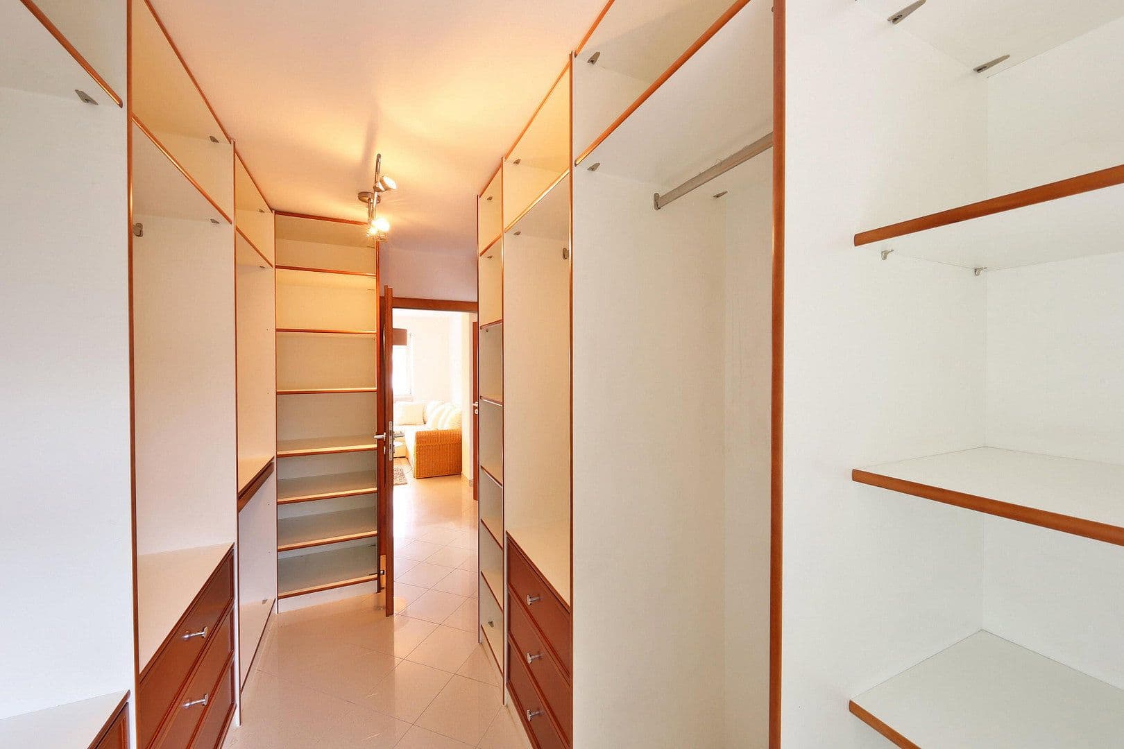 Prodej domu 205 m², pozemek 500 m², Hainbuchen Str. 18, Taufkirchen, Bavorsko Prodej domu 205 m², pozemek 500 m², Hainbuchen Str. 18, Taufkirchen, Bavorsko