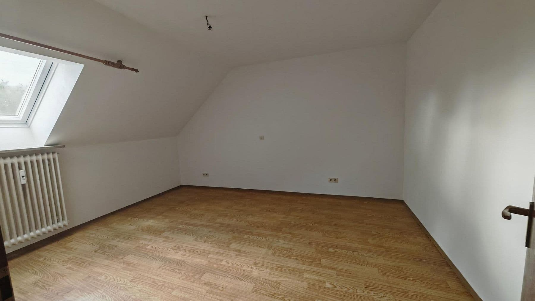 Pronájem bytu 2+1 60 m², Bahnhofstr. 24, Oberviechtach, Bavorsko Pronájem bytu 2+1 60 m², Bahnhofstr. 24, Oberviechtach, Bavorsko