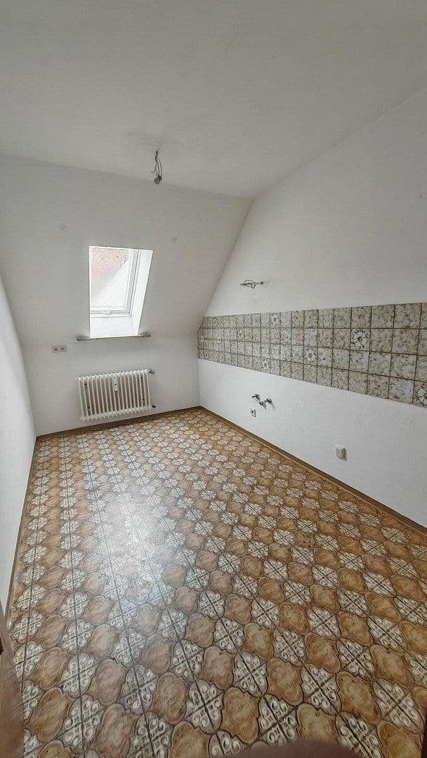 Pronájem bytu 2+1 60 m², Bahnhofstr. 24, Oberviechtach, Bavorsko Pronájem bytu 2+1 60 m², Bahnhofstr. 24, Oberviechtach, Bavorsko
