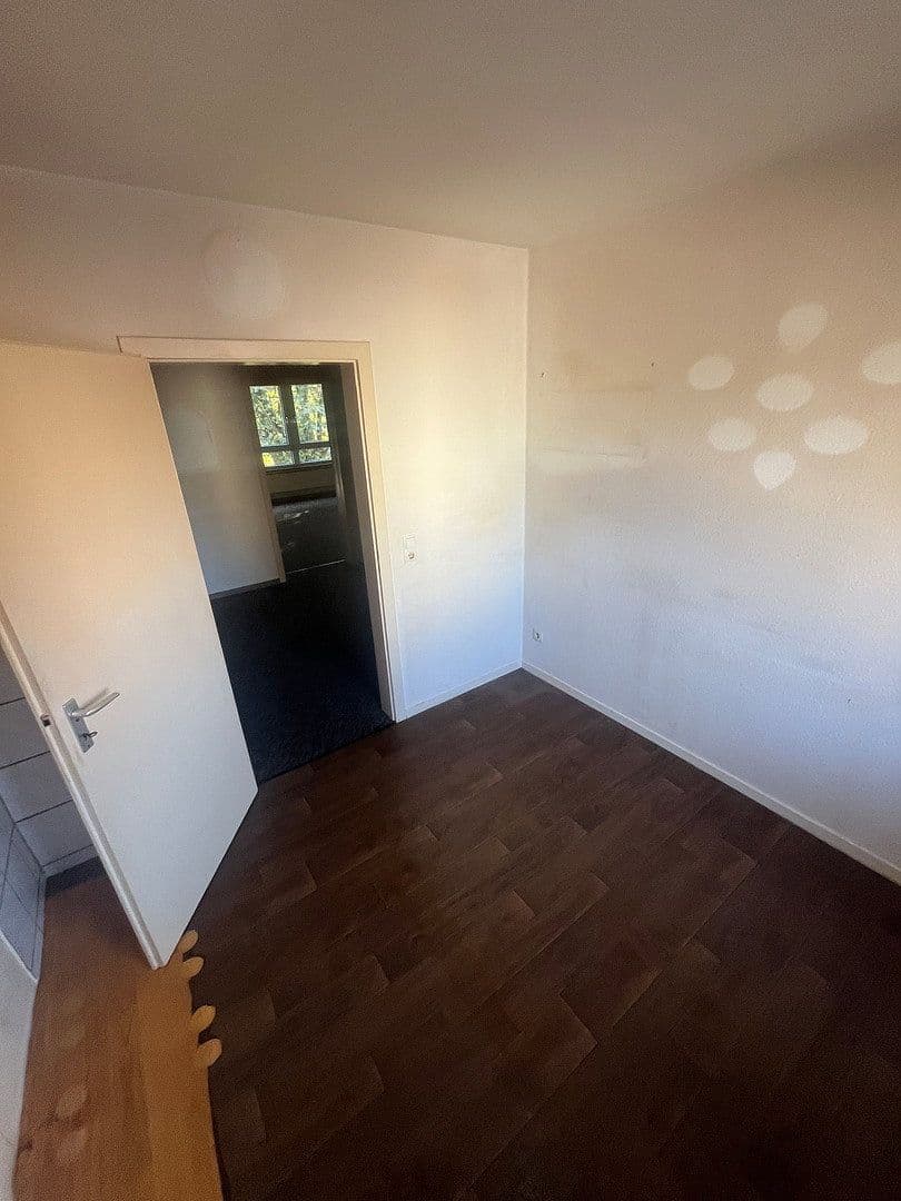 Pronájem bytu 3+1 75 m², Ahlmannshof 10, Gelsenkirchen, Severní Porýní-Vestfálsko Pronájem bytu 3+1 75 m², Ahlmannshof 10, Gelsenkirchen, Severní Porýní-Vestfálsko