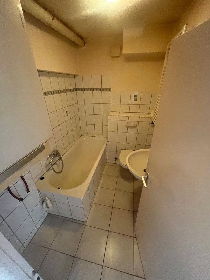 Pronájem bytu 3+1 75 m², Ahlmannshof 10, Gelsenkirchen, Severní Porýní-Vestfálsko Pronájem bytu 3+1 75 m², Ahlmannshof 10, Gelsenkirchen, Severní Porýní-Vestfálsko