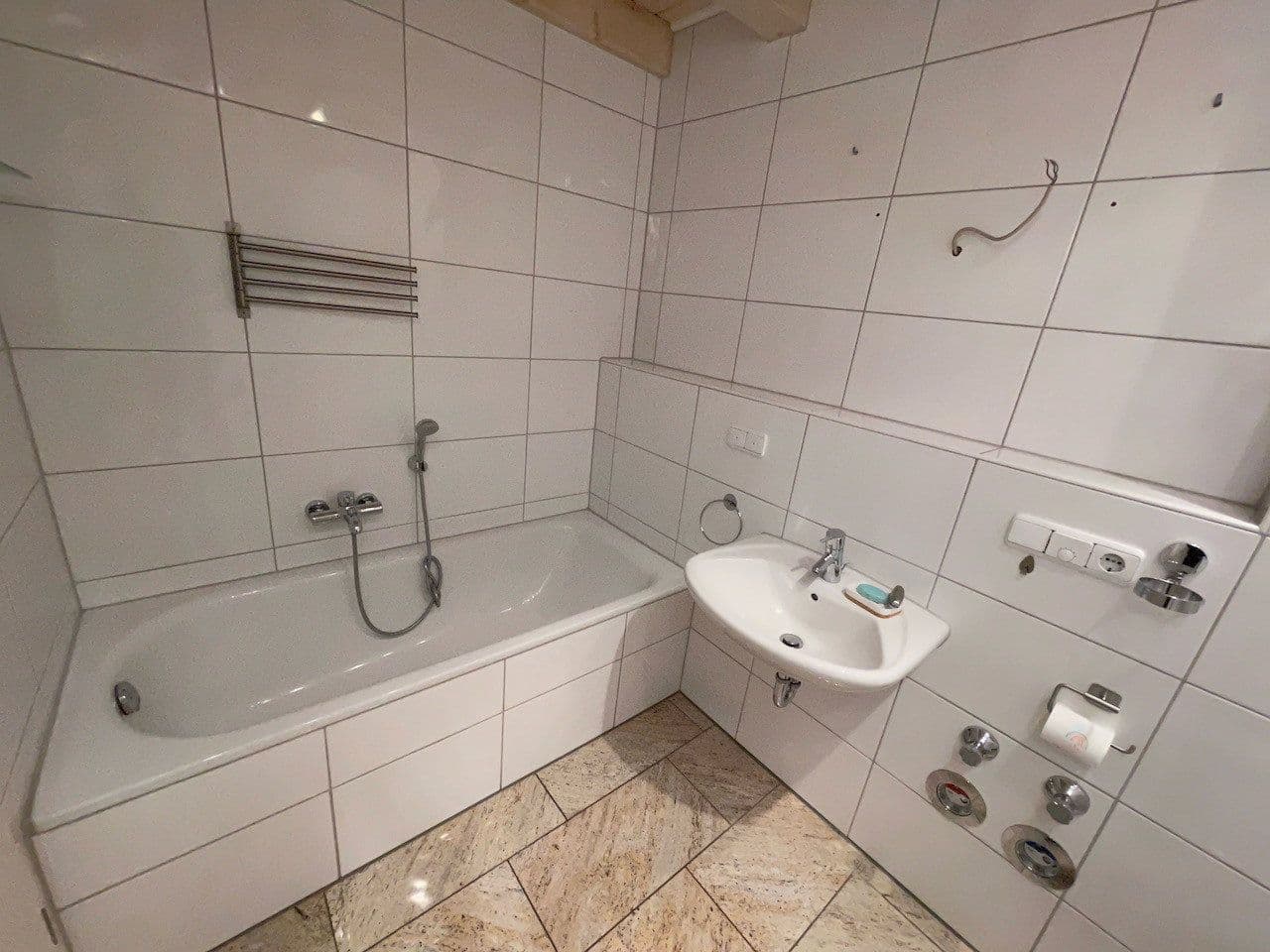 Pronájem bytu 4+1 104 m², Hattersheim am Main, Hessen Pronájem bytu 4+1 104 m², Hattersheim am Main, Hessen