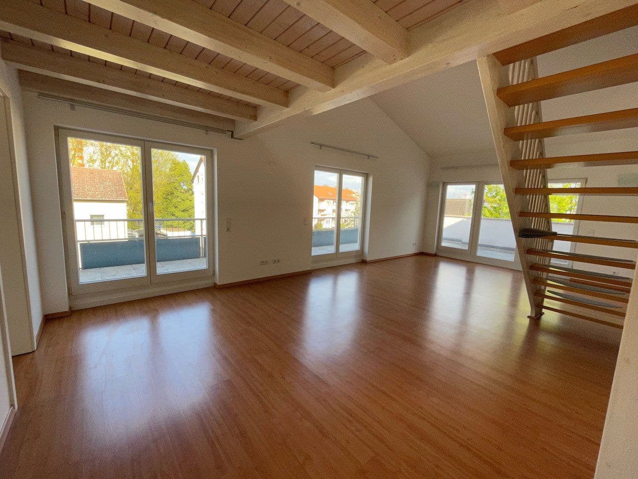 Pronájem bytu 4+1 104 m², Hattersheim am Main, Hessen Pronájem bytu 4+1 104 m², Hattersheim am Main, Hessen