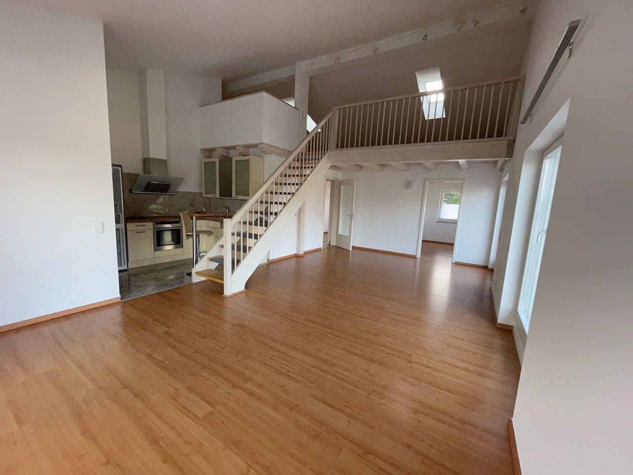 Pronájem bytu 4+1 104 m², Hattersheim am Main, Hessen Pronájem bytu 4+1 104 m², Hattersheim am Main, Hessen