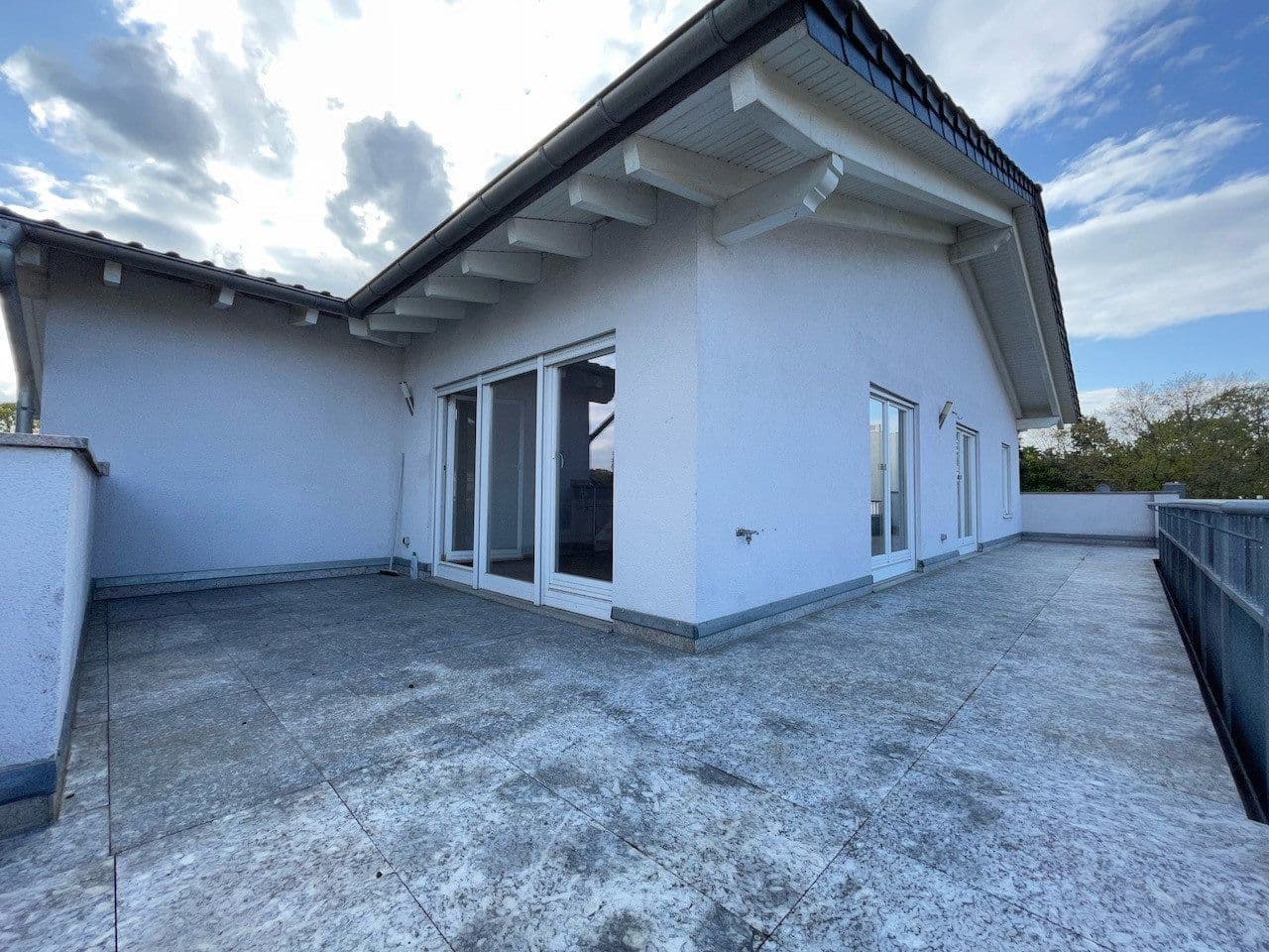 Pronájem bytu 4+1 104 m², Hattersheim am Main, Hessen Pronájem bytu 4+1 104 m², Hattersheim am Main, Hessen