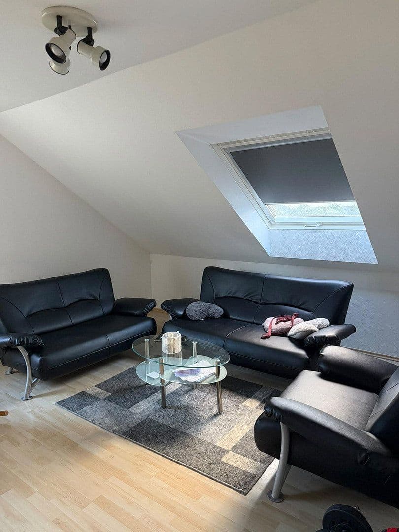 Pronájem bytu 2+1 60 m², Neichener Str. 20, Overath, Severní Porýní-Vestfálsko Pronájem bytu 2+1 60 m², Neichener Str. 20, Overath, Severní Porýní-Vestfálsko