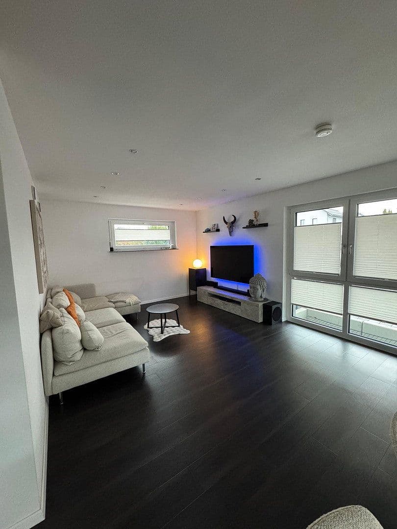 Prodej domu 206 m², pozemek 490 m², Rheinau, Bádensko-Württembersko Prodej domu 206 m², pozemek 490 m², Rheinau, Bádensko-Württembersko