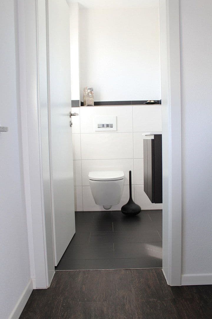 Prodej domu 206 m², pozemek 490 m², Rheinau, Bádensko-Württembersko Prodej domu 206 m², pozemek 490 m², Rheinau, Bádensko-Württembersko