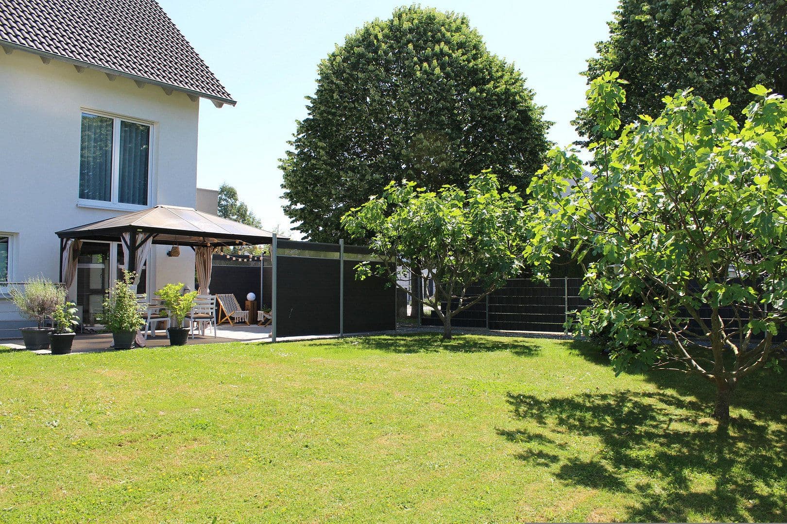 Prodej domu 206 m², pozemek 490 m², Rheinau, Bádensko-Württembersko Prodej domu 206 m², pozemek 490 m², Rheinau, Bádensko-Württembersko
