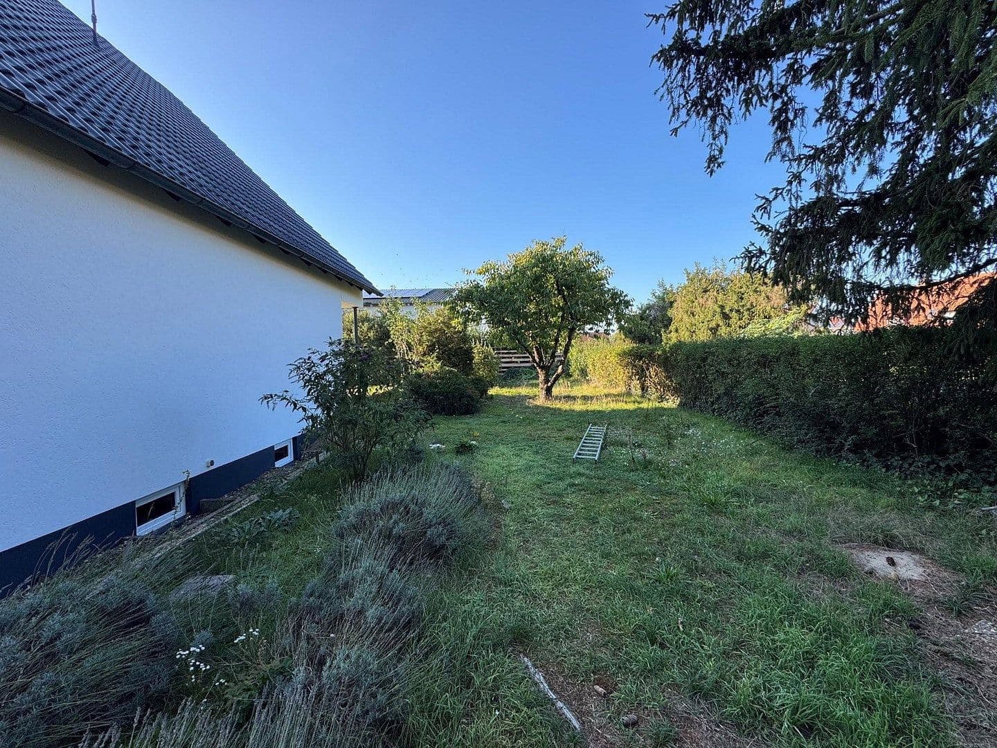 Prodej domu 167 m², pozemek 694 m², Königsberger Strasse 31, Baiersdorf, Bavorsko Prodej domu 167 m², pozemek 694 m², Königsberger Strasse 31, Baiersdorf, Bavorsko