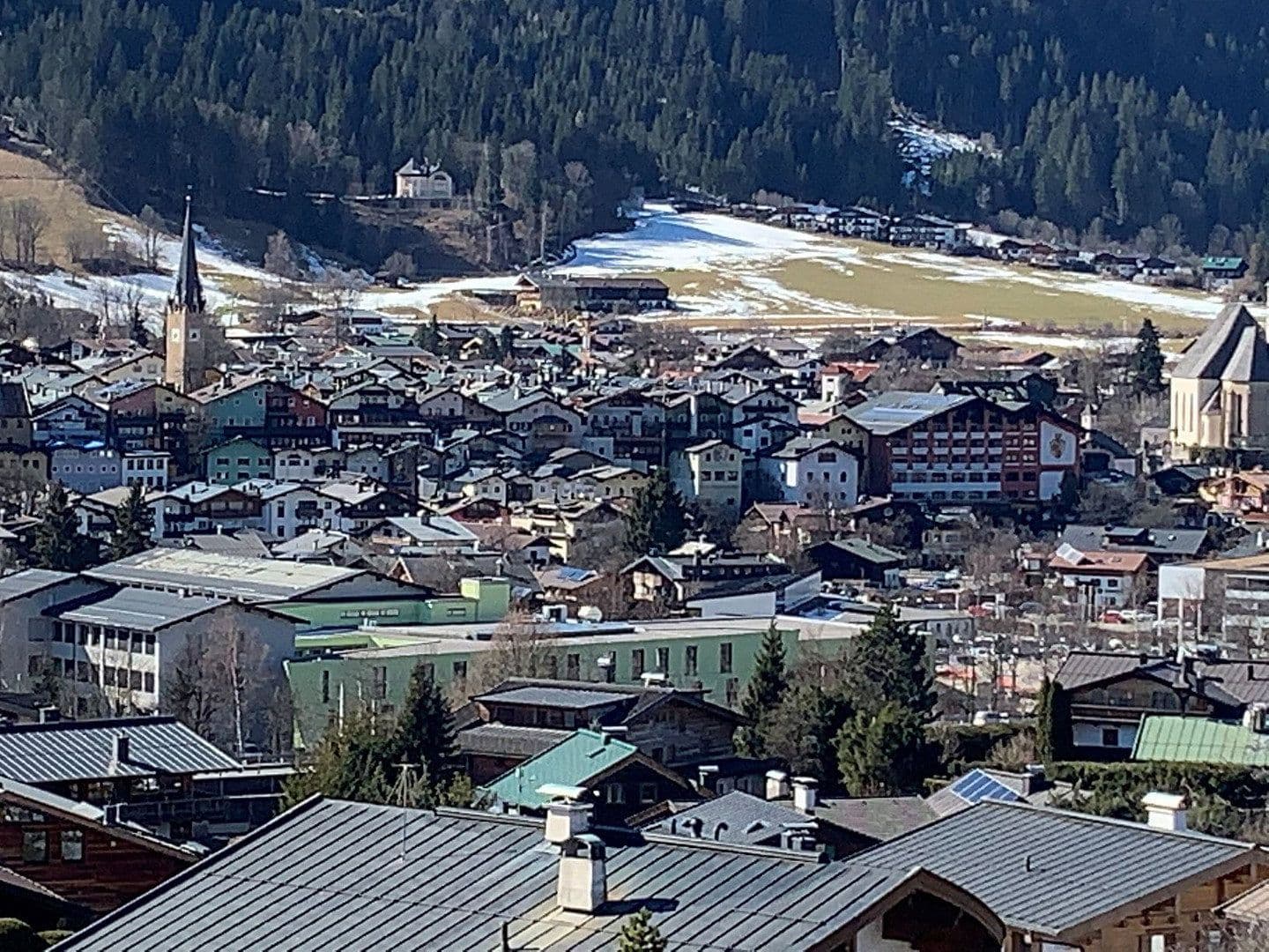 Prodej domu 430 m², pozemek 1.000 m², Kitzbühel, Tyrolsko Prodej domu 430 m², pozemek 1.000 m², Kitzbühel, Tyrolsko