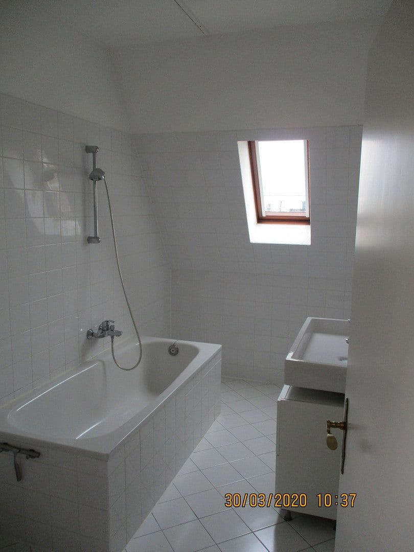 Pronájem bytu 4+1 105 m², Berlin, Berlín Pronájem bytu 4+1 105 m², Berlin, Berlín