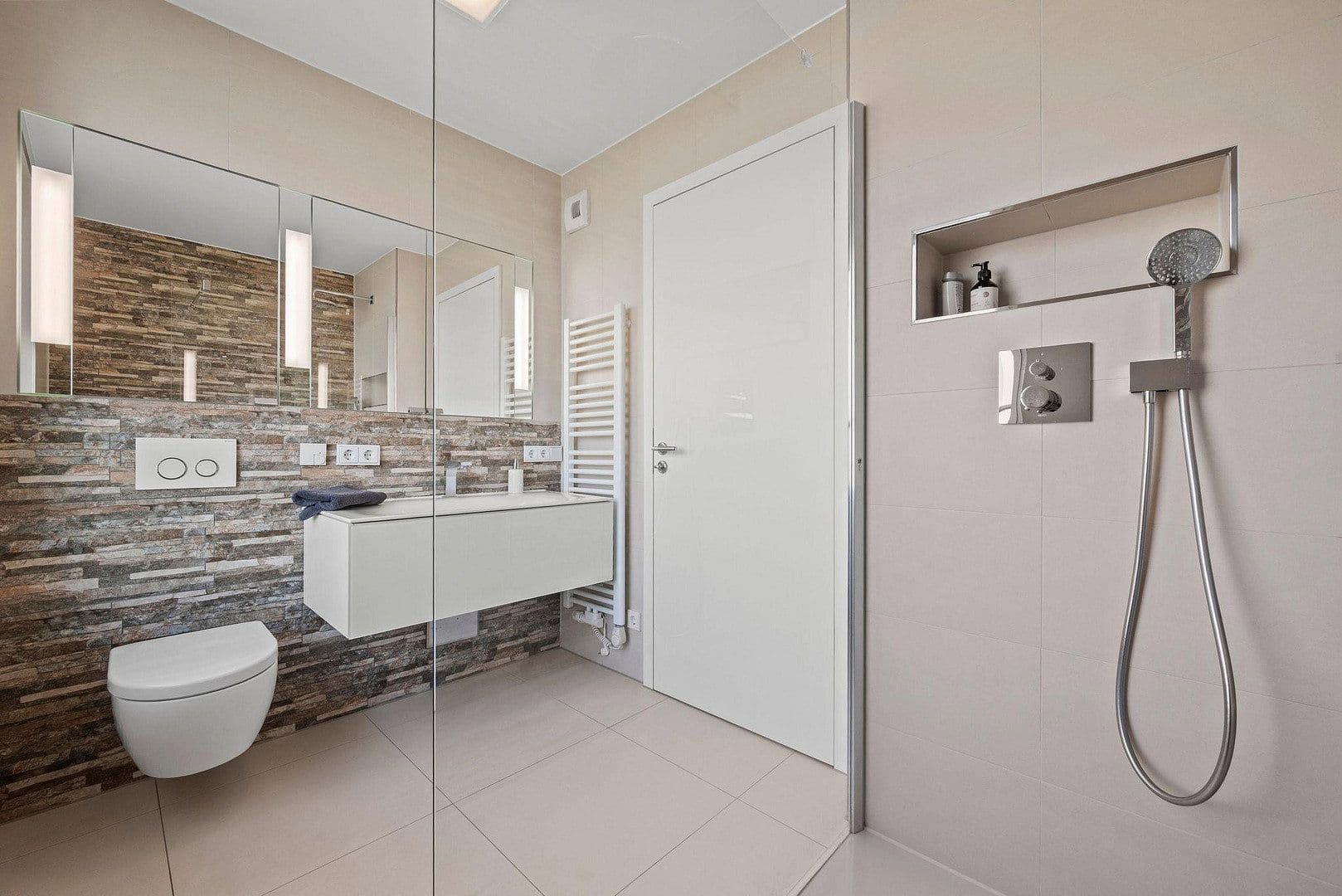 Prodej bytu 3+1 81 m², München, Bavorsko Prodej bytu 3+1 81 m², München, Bavorsko