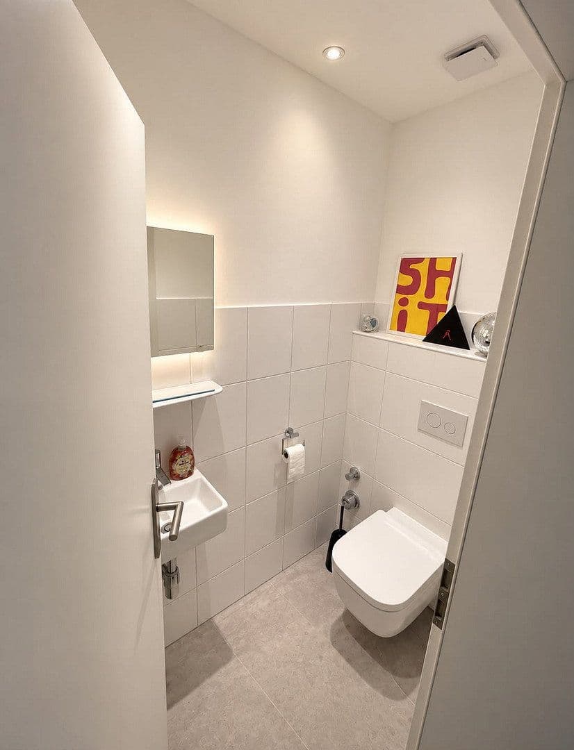 Pronájem bytu 4+1 105 m², Hohe Straße 16, Dortmund, Severní Porýní-Vestfálsko Pronájem bytu 4+1 105 m², Hohe Straße 16, Dortmund, Severní Porýní-Vestfálsko