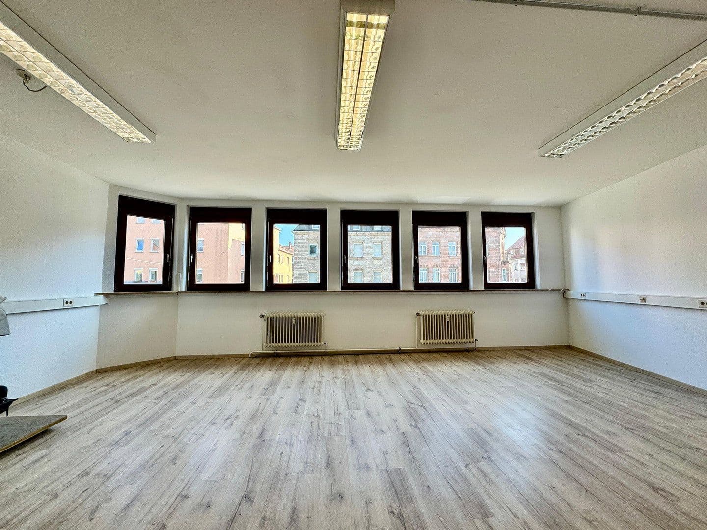 Prodej kanceláře 220 m², Pillenreuther Str. 14, Nürnberg, Bavorsko Prodej kanceláře 220 m², Pillenreuther Str. 14, Nürnberg, Bavorsko