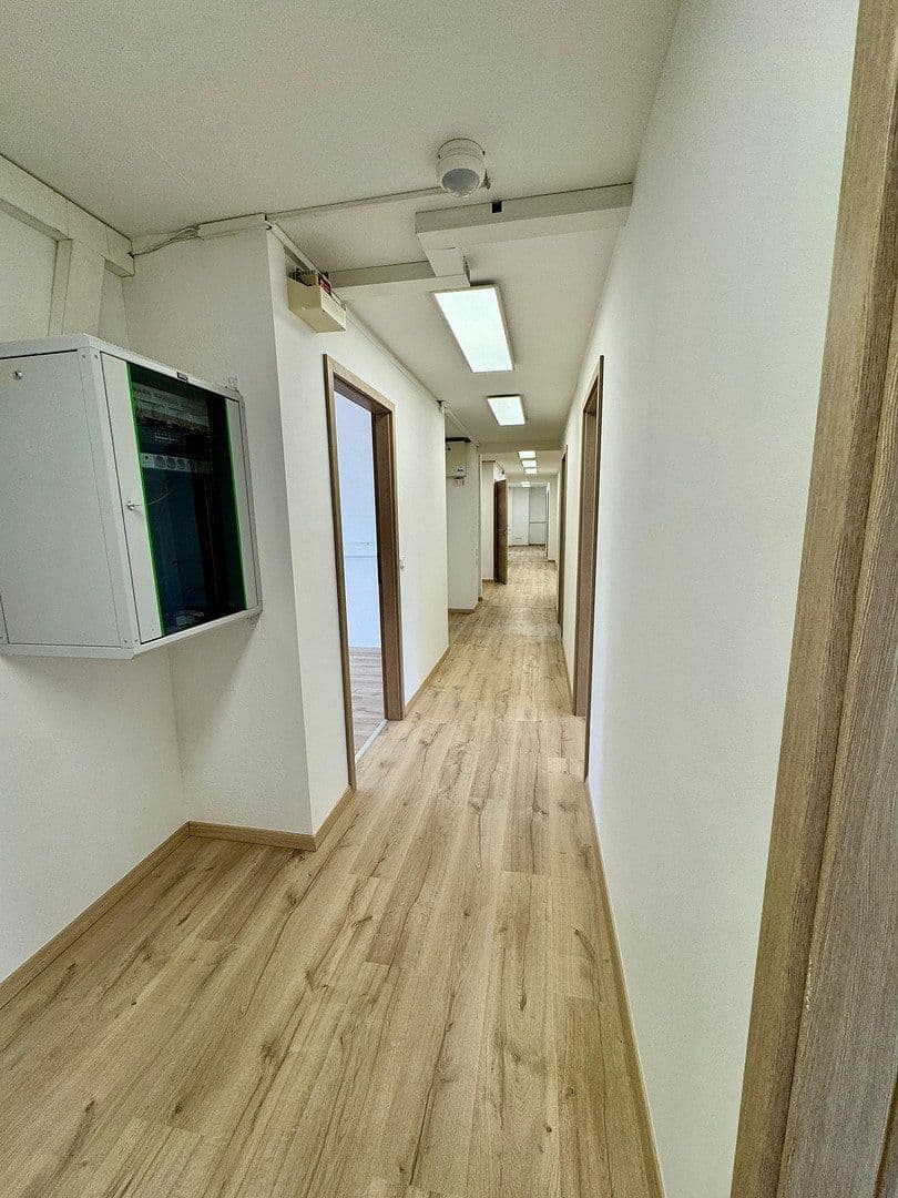Prodej kanceláře 220 m², Pillenreuther Str. 14, Nürnberg, Bavorsko Prodej kanceláře 220 m², Pillenreuther Str. 14, Nürnberg, Bavorsko