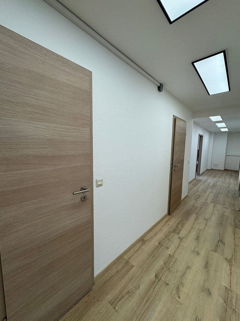 Prodej kanceláře 220 m², Pillenreuther Str. 14, Nürnberg, Bavorsko Prodej kanceláře 220 m², Pillenreuther Str. 14, Nürnberg, Bavorsko