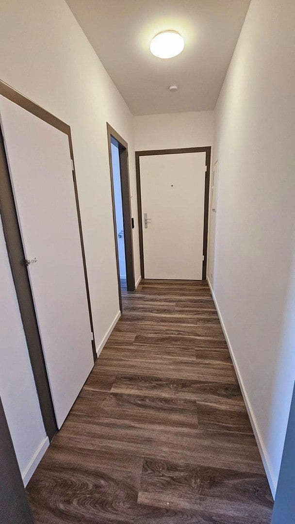 Pronájem bytu 2+1 50 m², Tilsiter Straße 3, Heiligenhaus, Severní Porýní-Vestfálsko Pronájem bytu 2+1 50 m², Tilsiter Straße 3, Heiligenhaus, Severní Porýní-Vestfálsko