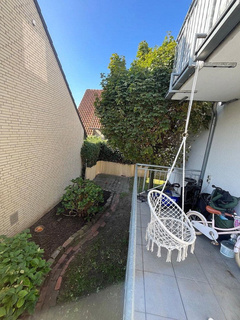 Pronájem bytu 3+1 76 m², Brunnenweg 8, Osnabrück, Dolní Sasko Pronájem bytu 3+1 76 m², Brunnenweg 8, Osnabrück, Dolní Sasko