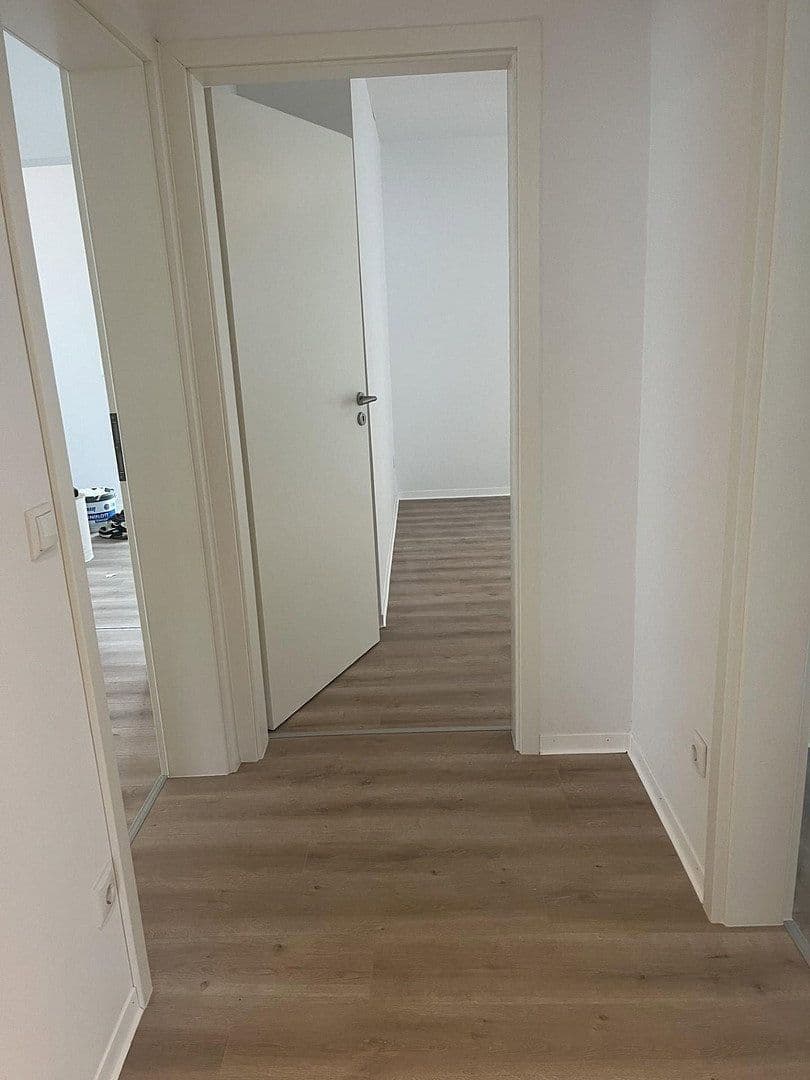 Pronájem bytu 3+1 76 m², Brunnenweg 8, Osnabrück, Dolní Sasko Pronájem bytu 3+1 76 m², Brunnenweg 8, Osnabrück, Dolní Sasko
