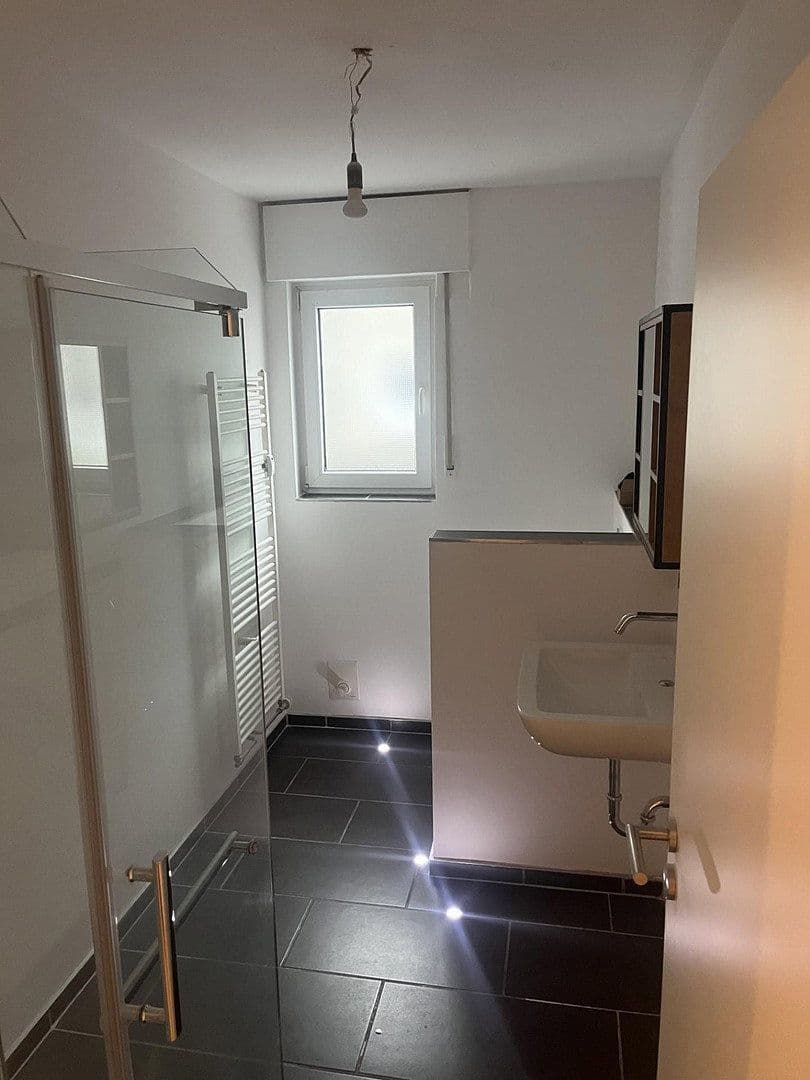 Pronájem bytu 3+1 76 m², Brunnenweg 8, Osnabrück, Dolní Sasko Pronájem bytu 3+1 76 m², Brunnenweg 8, Osnabrück, Dolní Sasko