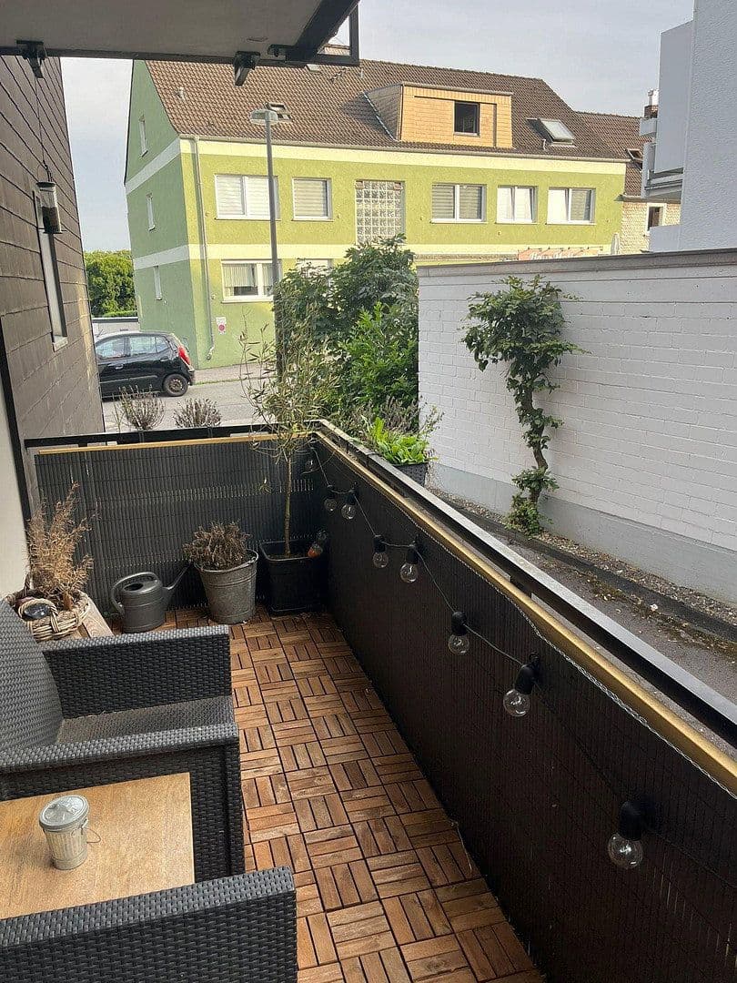 Pronájem bytu 1+kk 40 m², Wuppertal, Severní Porýní-Vestfálsko Pronájem bytu 1+kk 40 m², Wuppertal, Severní Porýní-Vestfálsko