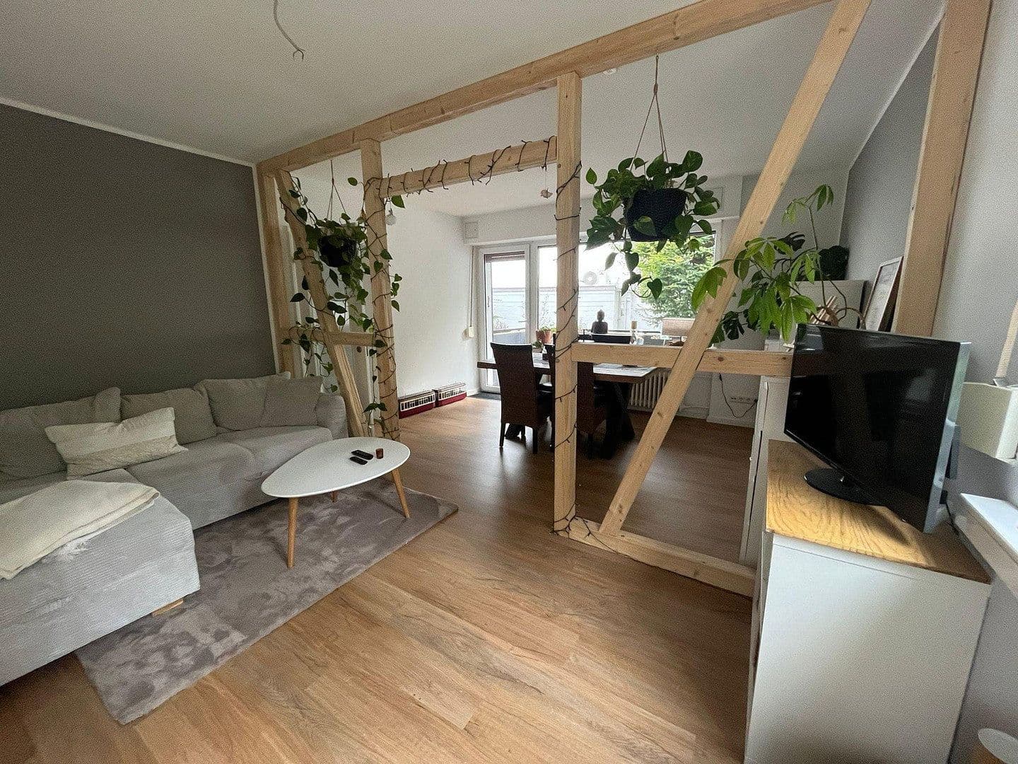 Pronájem bytu 1+kk 40 m², Wuppertal, Severní Porýní-Vestfálsko Pronájem bytu 1+kk 40 m², Wuppertal, Severní Porýní-Vestfálsko