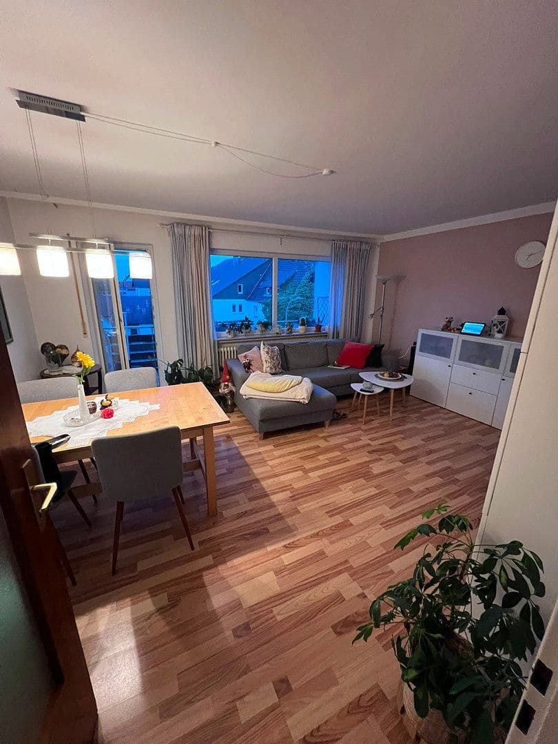 Pronájem bytu 3+1 77 m², Grünberg, Hessen Pronájem bytu 3+1 77 m², Grünberg, Hessen