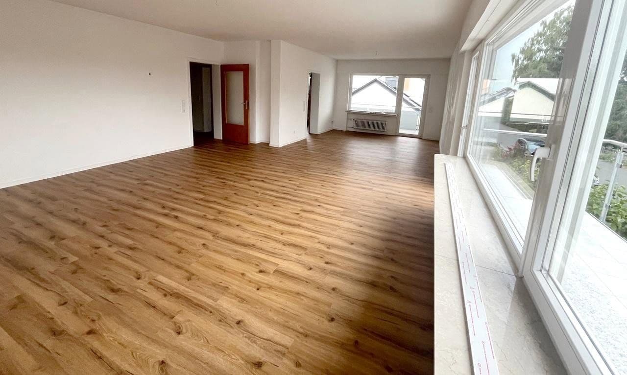 Pronájem bytu 4+kk 135 m², Frankfurt, Hessen Pronájem bytu 4+kk 135 m², Frankfurt, Hessen