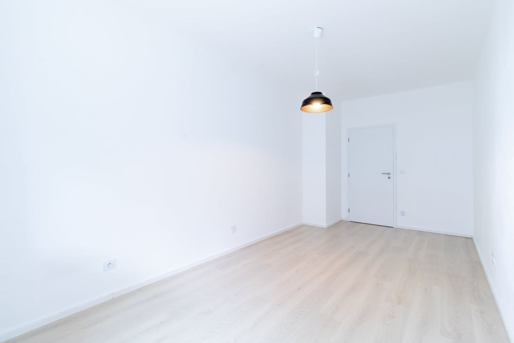 Pronájem bytu 3+kk 99 m², Zvěřinova, Praha, Praha Pronájem bytu 3+kk 99 m², Zvěřinova, Praha, Praha