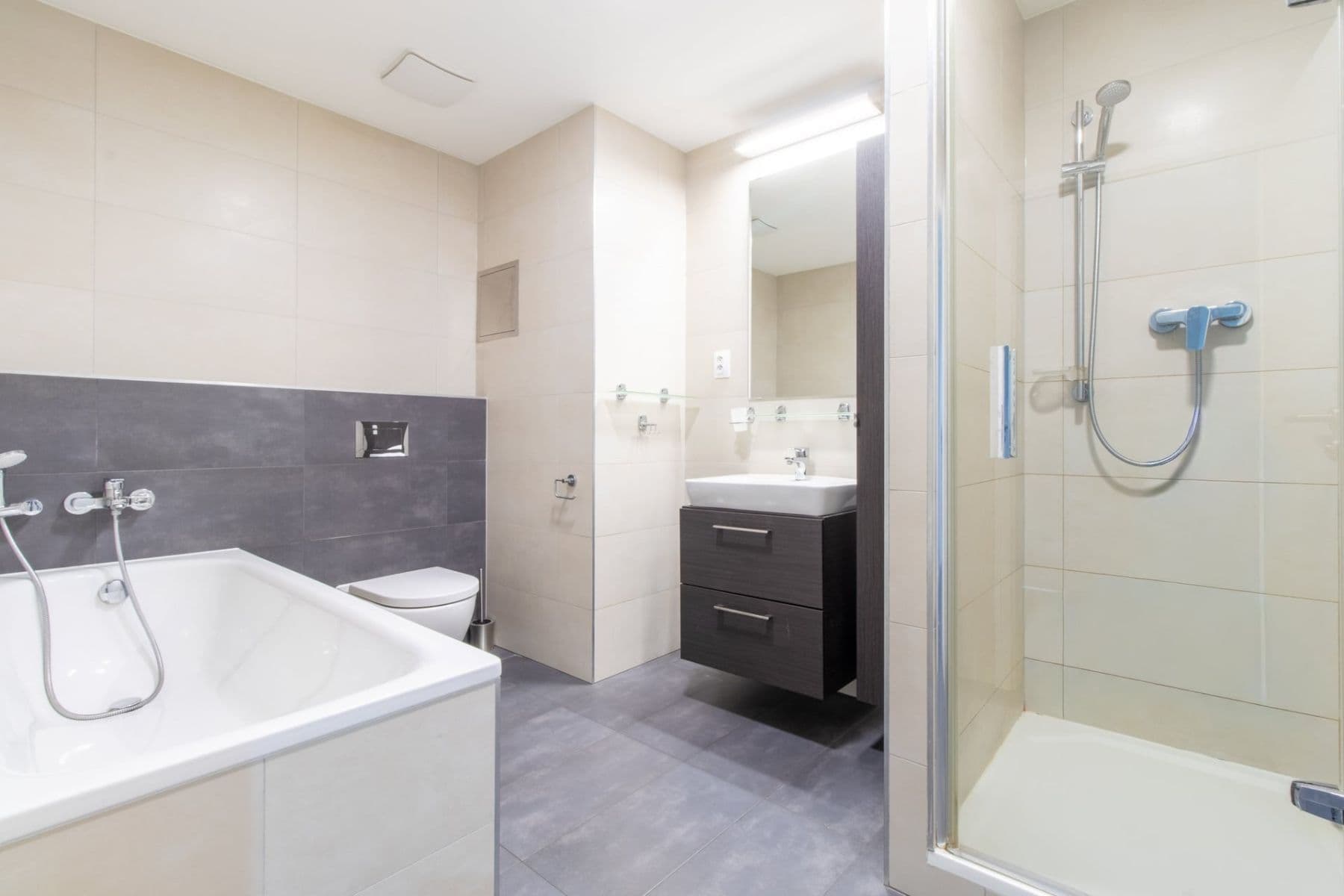Pronájem bytu 3+kk 99 m², Zvěřinova, Praha, Praha Pronájem bytu 3+kk 99 m², Zvěřinova, Praha, Praha