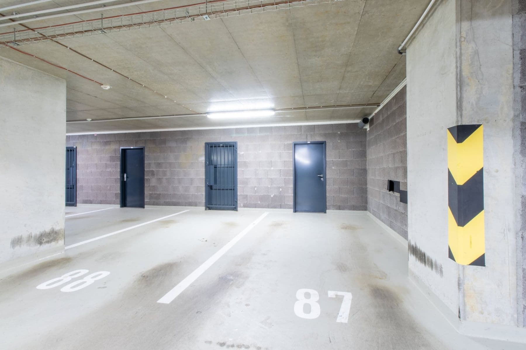 Pronájem bytu 3+kk 99 m², Zvěřinova, Praha, Praha Pronájem bytu 3+kk 99 m², Zvěřinova, Praha, Praha